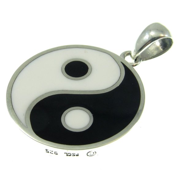 Handcrafted Solid 925 Sterling Silver Yin Yang & Pentacle Reversable Pendant - Picture 4 of 5